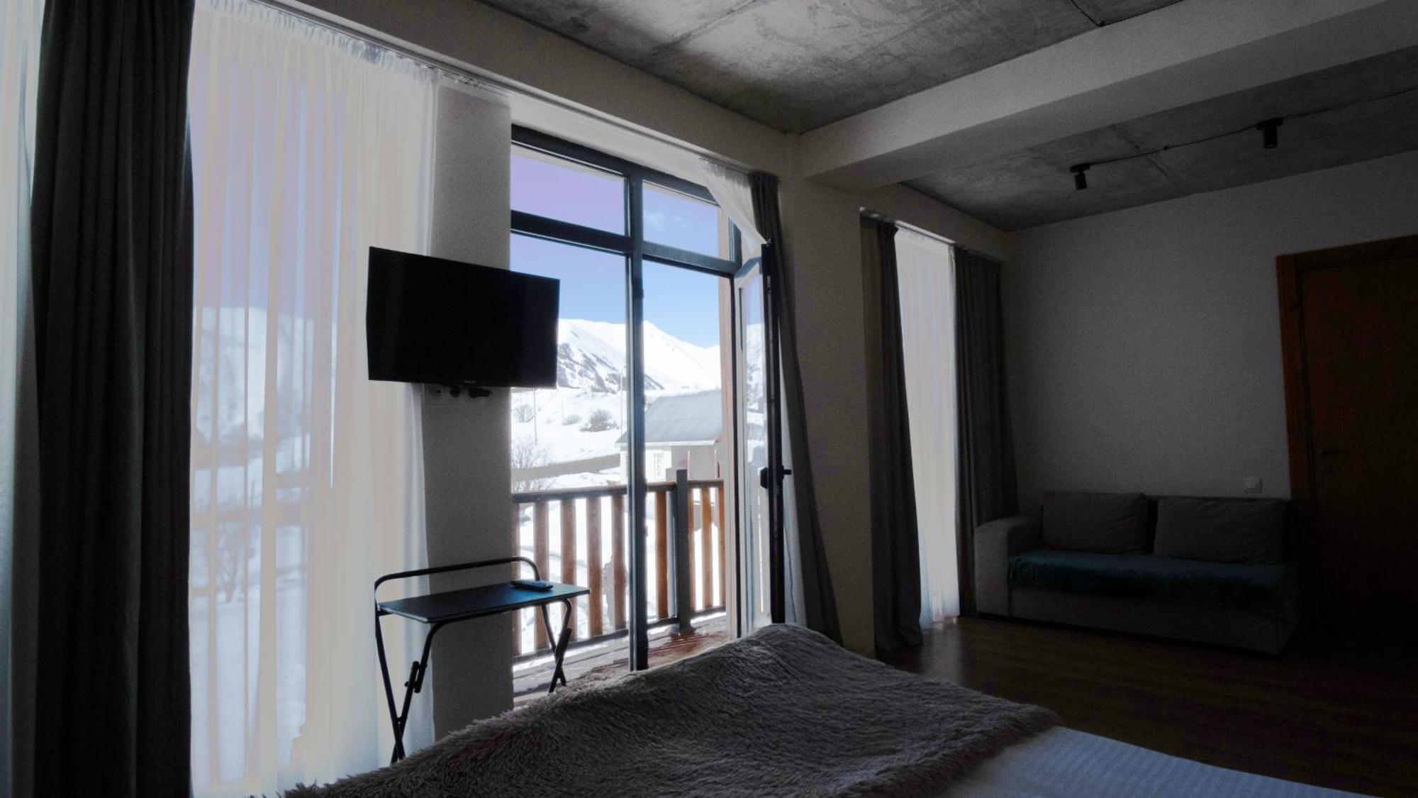 Chalet In グダウリ エクステリア 写真